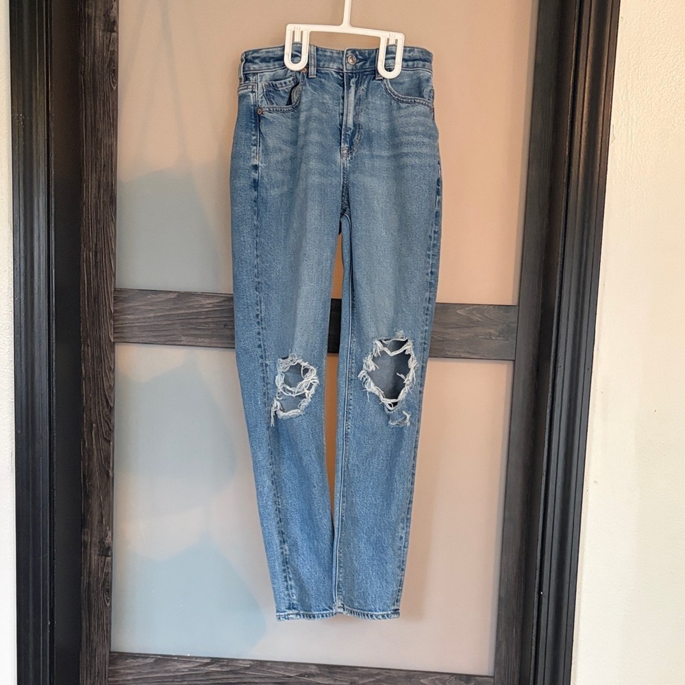 American Eagle Outfitters Light Blue Ripped Straight Leg Jeans 2